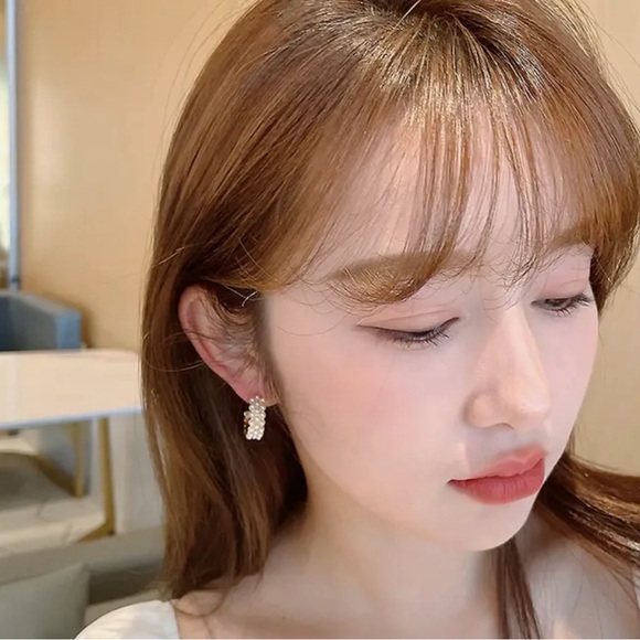 Silver Pearl Dainty Hoop - Picture 3 of 7